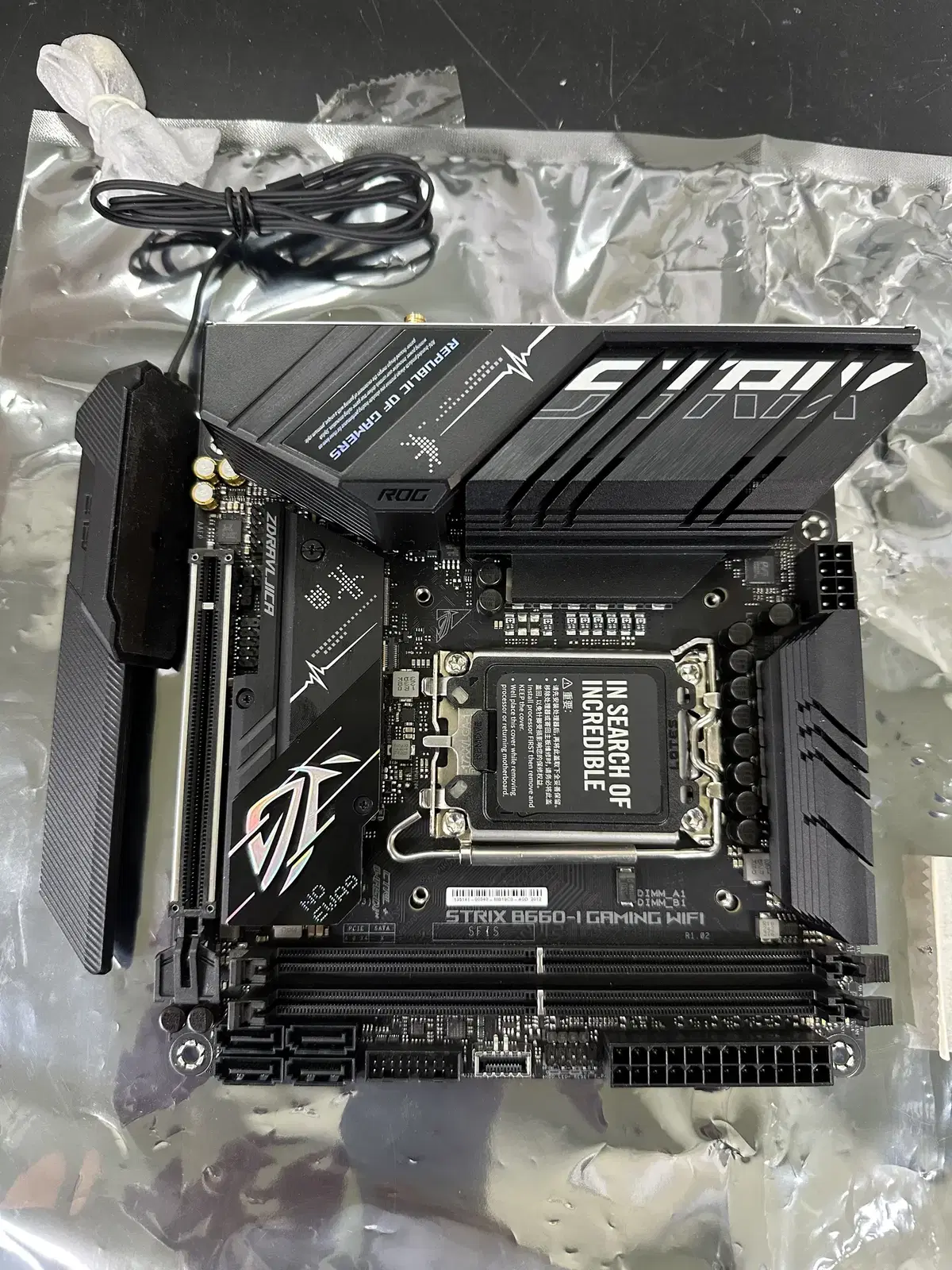 ASUS ROG STRIX B660-I GAMING WIFI